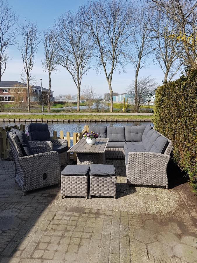 Отель Logeren Op Dijk43 Broek op Langedijk Экстерьер фото
