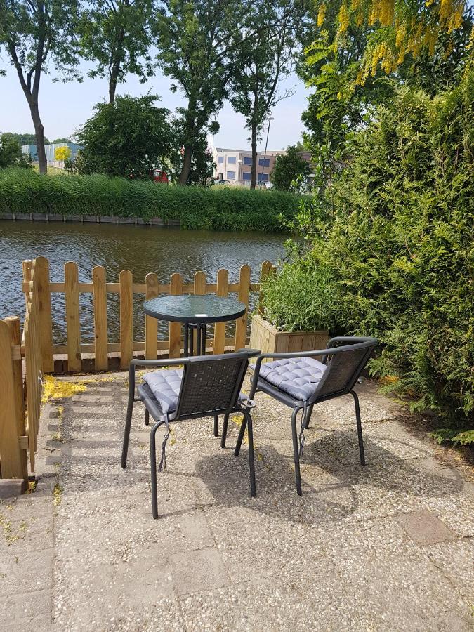 Отель Logeren Op Dijk43 Broek op Langedijk Экстерьер фото